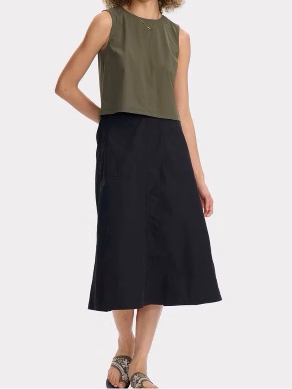 Women's Midi A-Line Skirt in Black